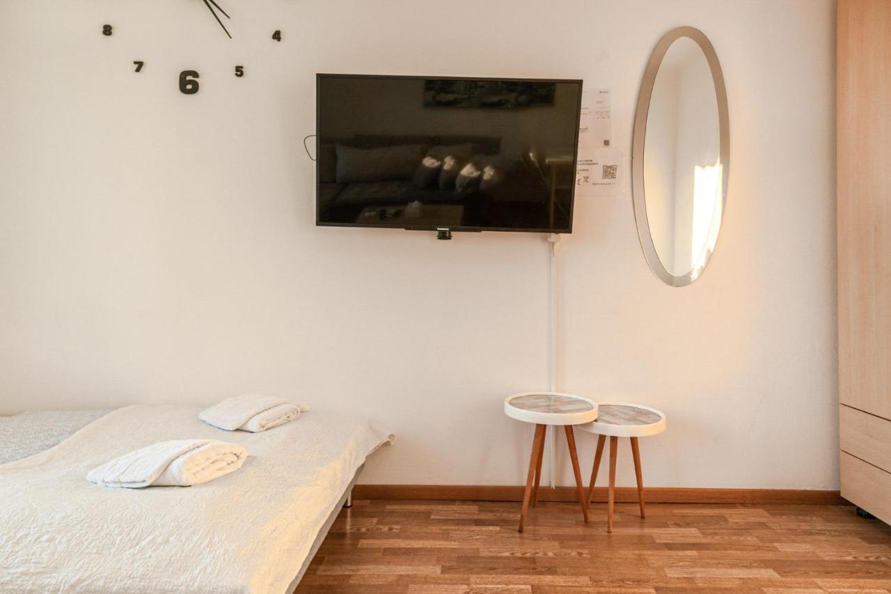 Joyful 2Br Shared Apt Near Millenium Tower & Danube River Vienna Exterior photo